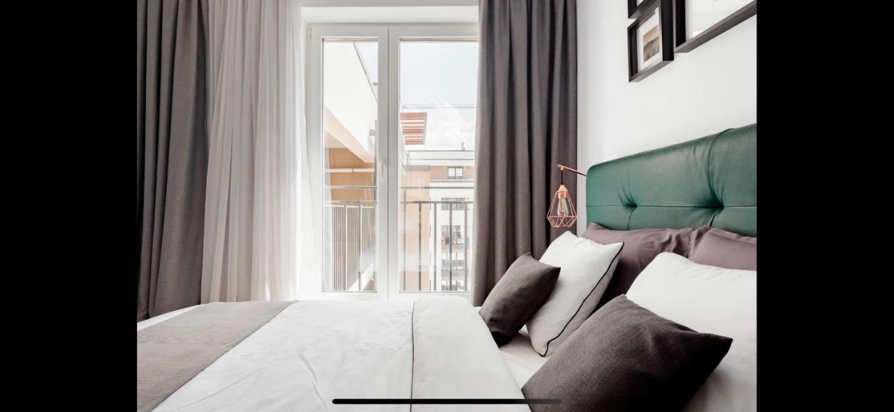 Modern Studio Coresi Lägenhet Braşov Exteriör bild