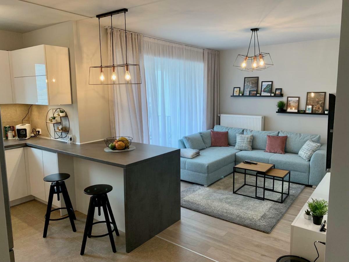 Modern Studio Coresi Lägenhet Braşov Exteriör bild